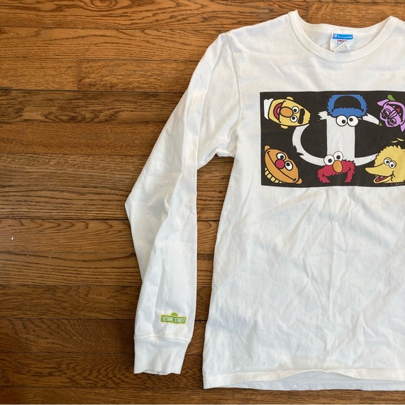 Champion LS Sesame Street Tee - Picture 4 of 9